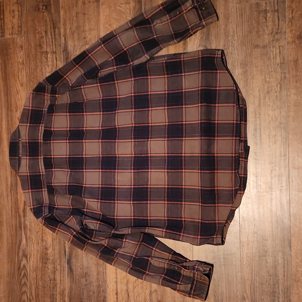 Men Carhartt button-up shirt - Picture 2 of 4